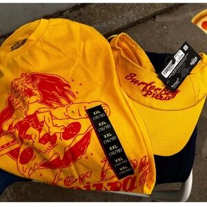 “Stranger Things” Yellow Surfer Boy Pizza T-Shirt and Cap Set